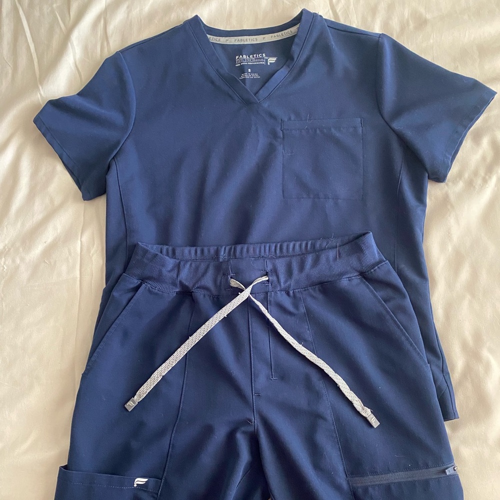 Fabletics Scrubs - Small
